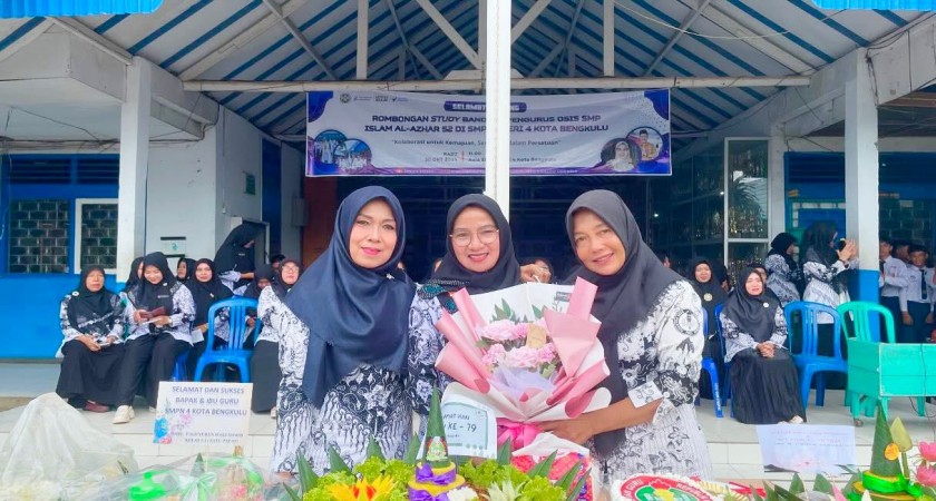 Perayaan HGN dan HUT PGRI ke-79 SMP Negeri 4 Kota Bengkulu