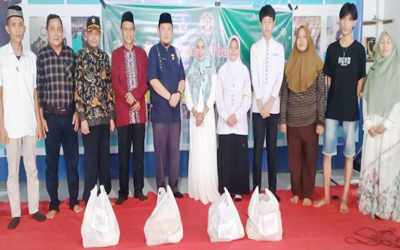 Ramadan Berbagi SMPN 4 Kota Bengkulu, Sekretaris Dikbud Kota: Kami Sangat Terharu dengan yang Dilakukan Siswa